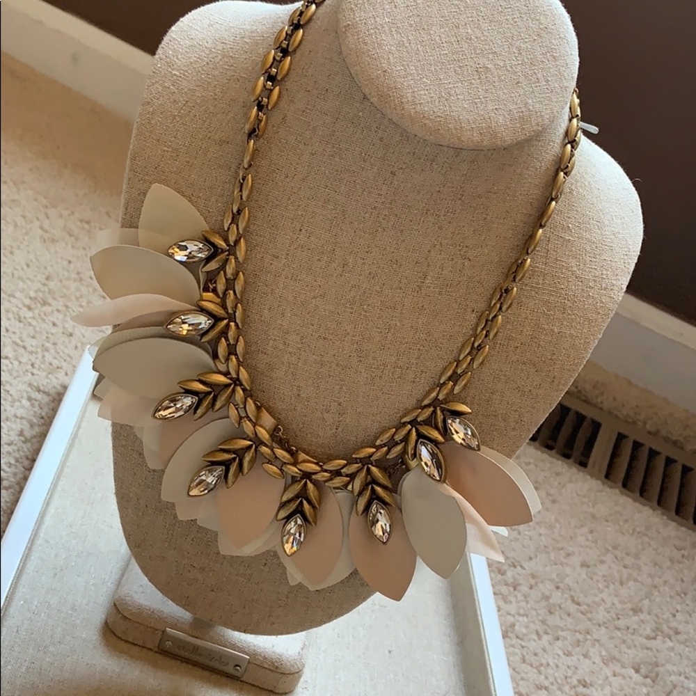 Stella & Dot Birdie Necklace